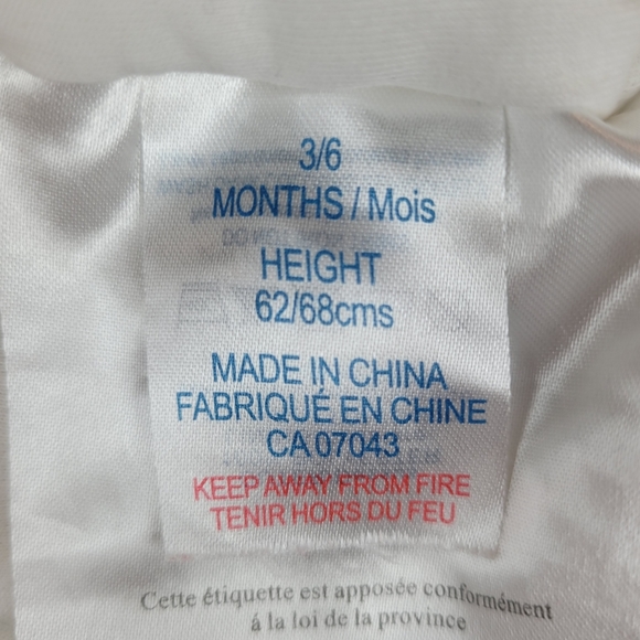 3/$20 NEW BABY Hooded, Long Sleeve Bodysuit Size 3-6 Months - Picture 13 of 15